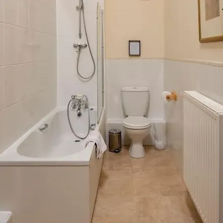 Wheelhouse . A Brick-built Barn Conversion *