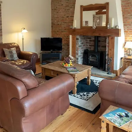 Wheelhouse . A Brick-built Barn Conversion Apartment Thirsk