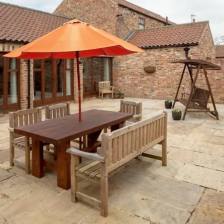 Wheelhouse . A Brick-built Barn Conversion *